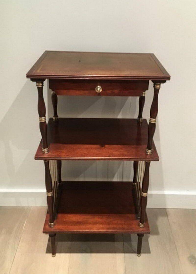 Table d'appoint en acajou, cuir et laiton