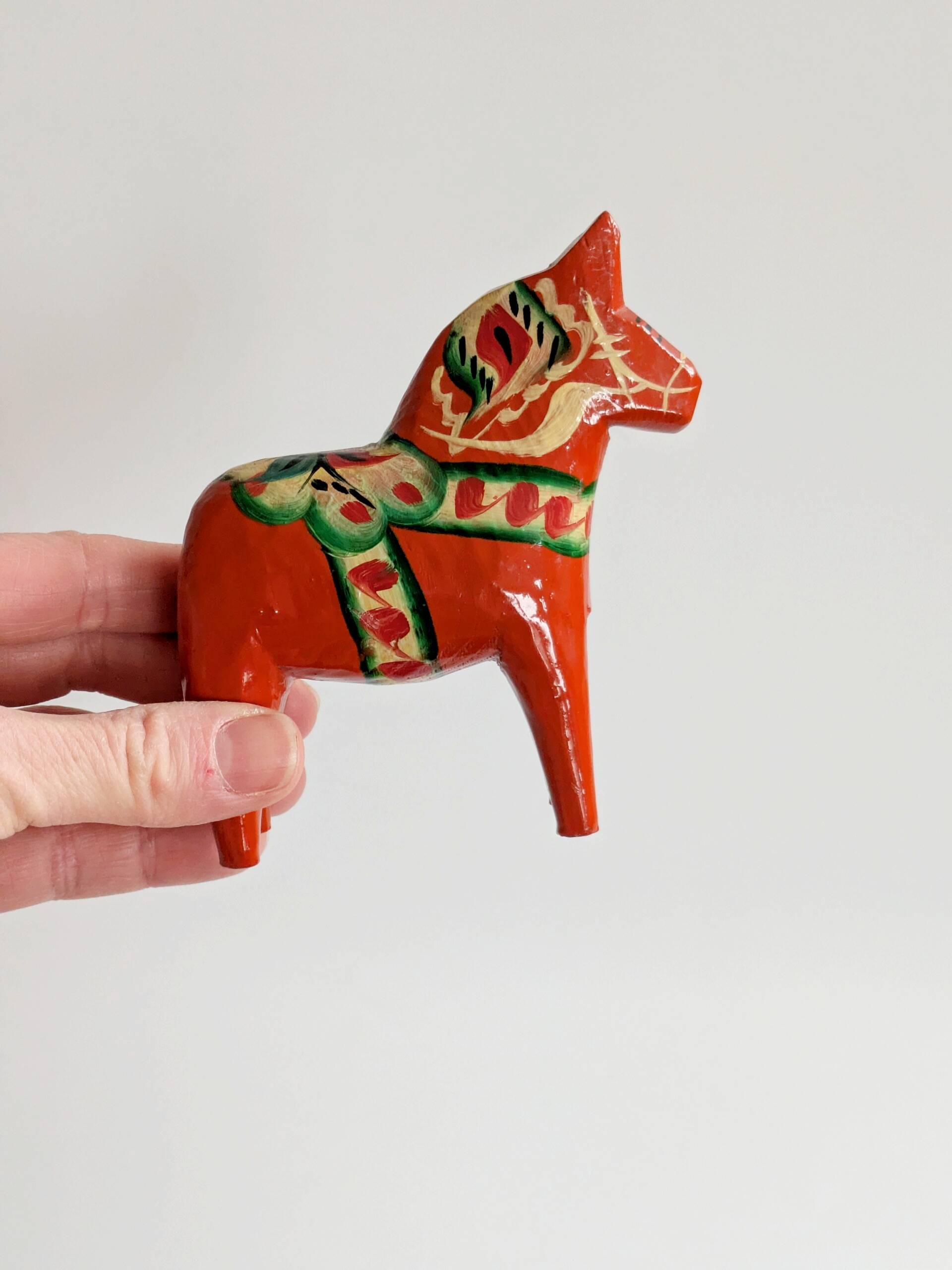 Set of 2 Vintage Swedish Dala Horses in Wood, Hand-Painted Red