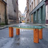 Low table in elm and brass magnifying glass