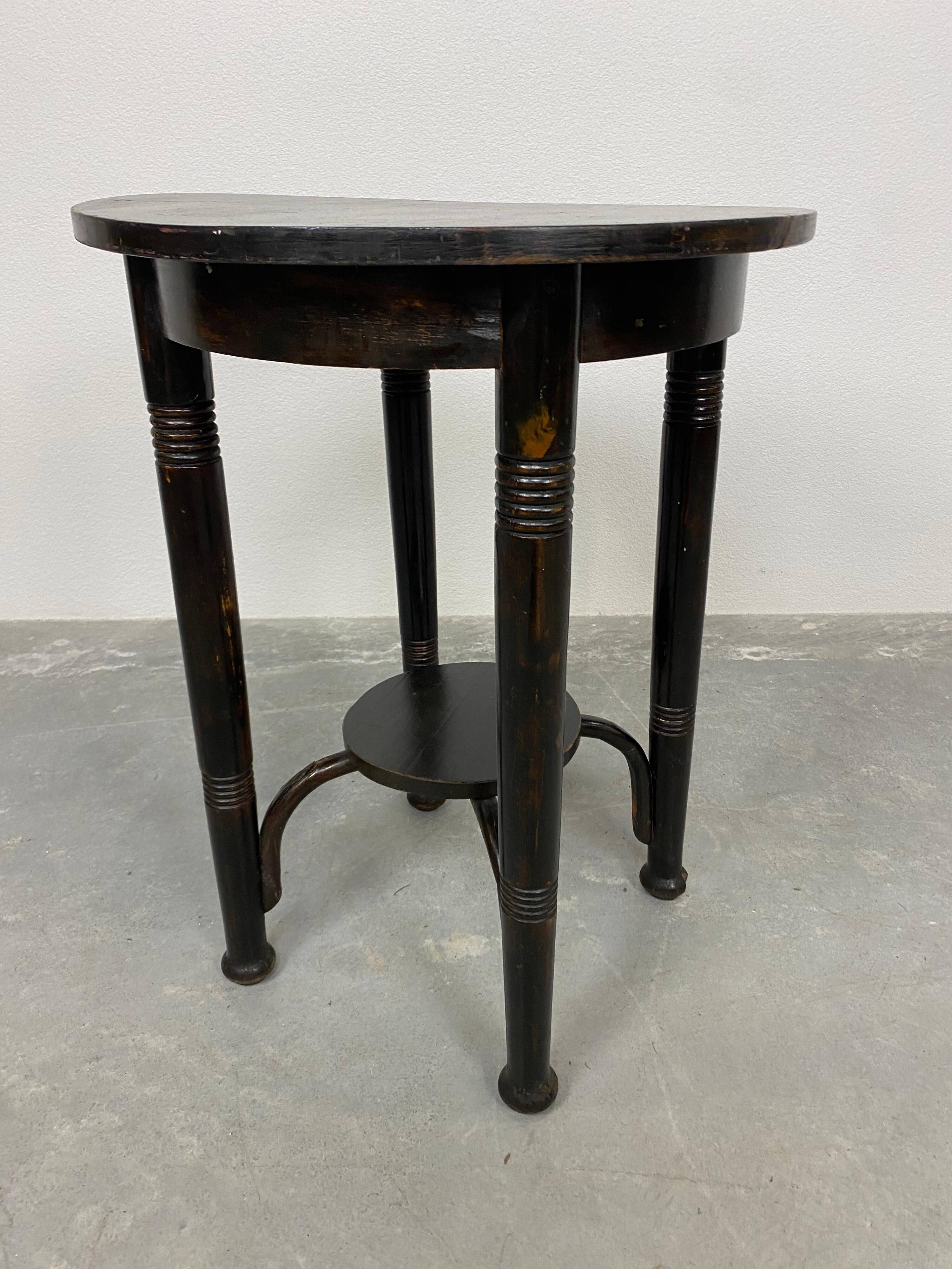 Table basse Secession Thonet