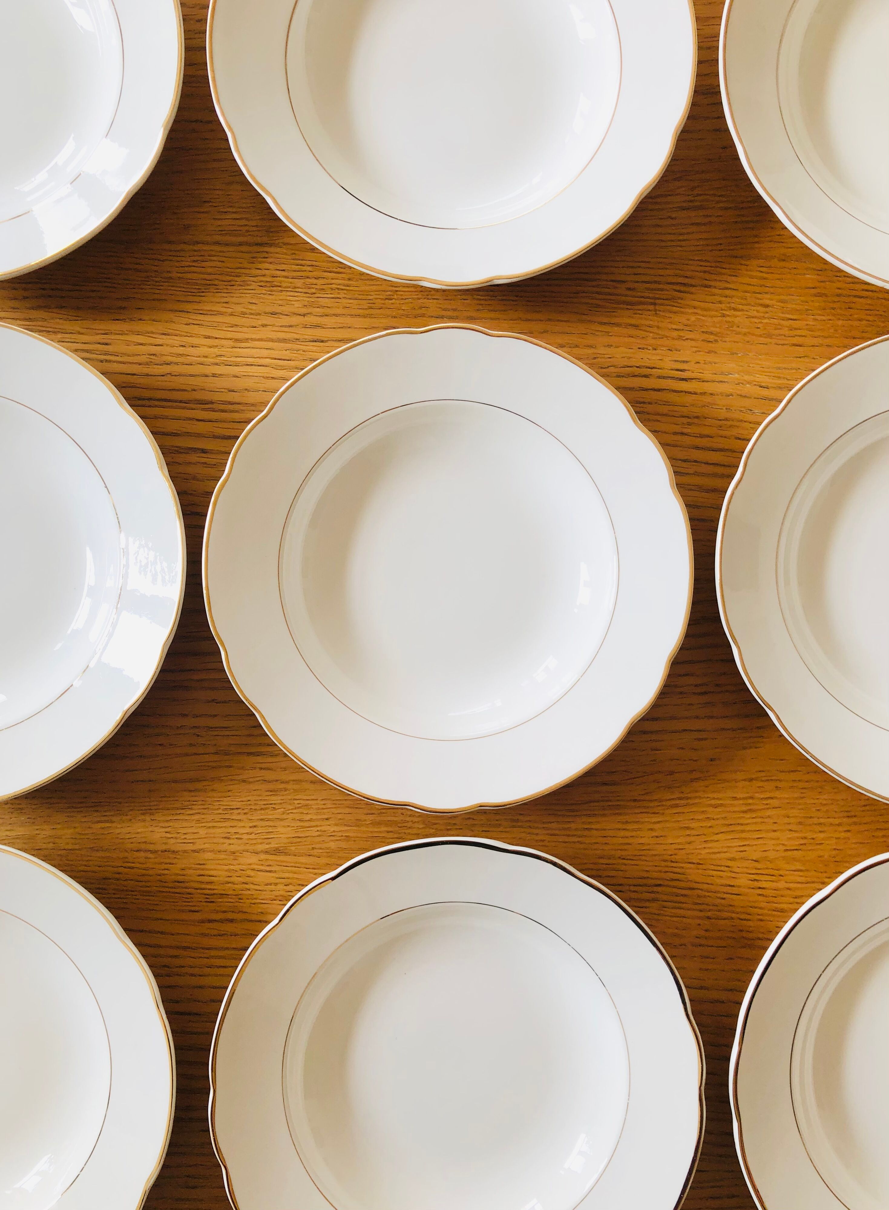 Set of 12 hollow plates in Villeroy & Boch ceramic