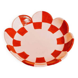 Red checkered plate
