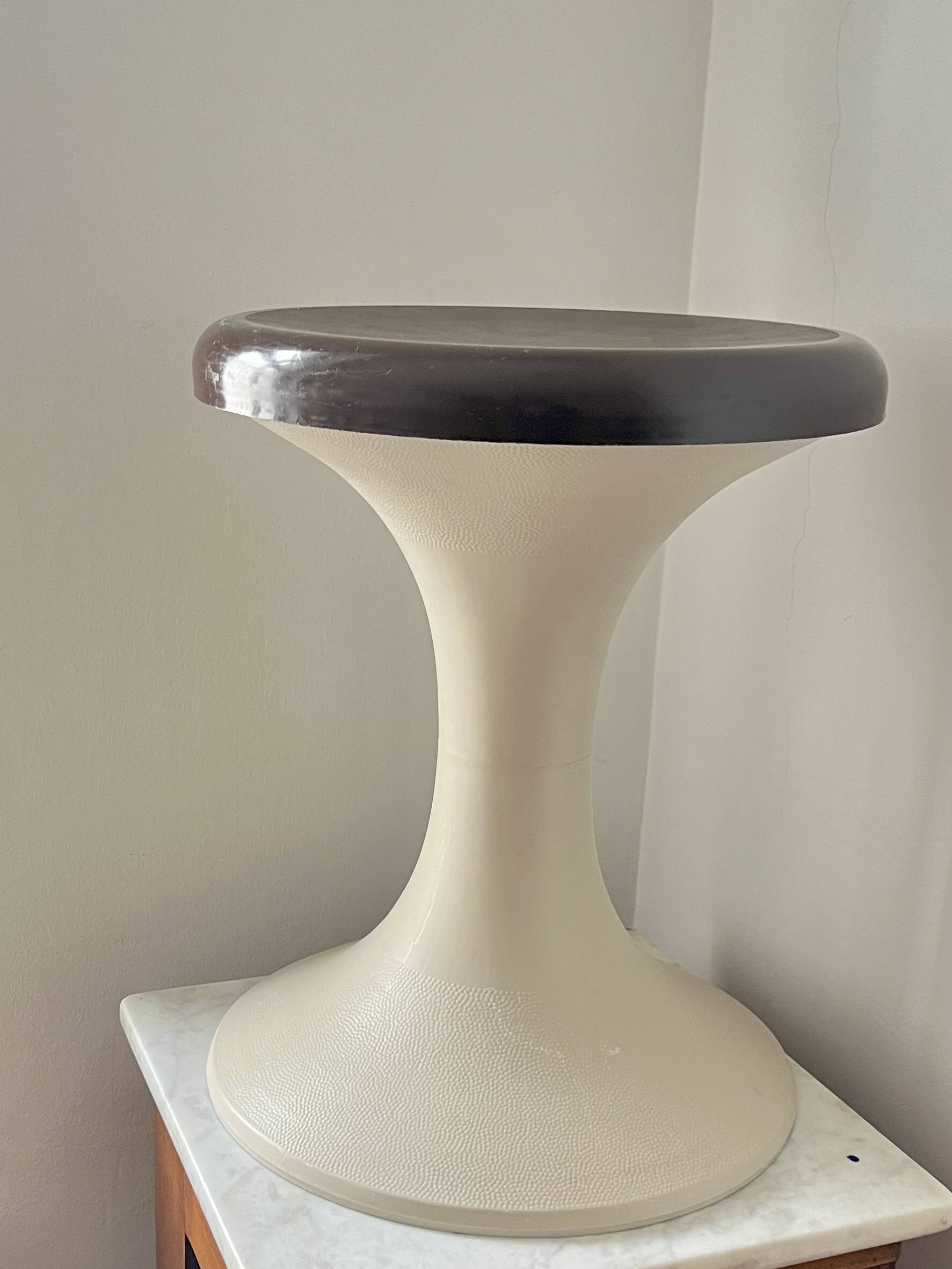 Vintage GDR Space Age brown plastic Tulip Stool, 1960s