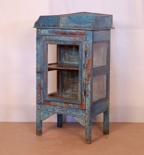 Cabinet vitré en teck birman patine bleue d'origine
