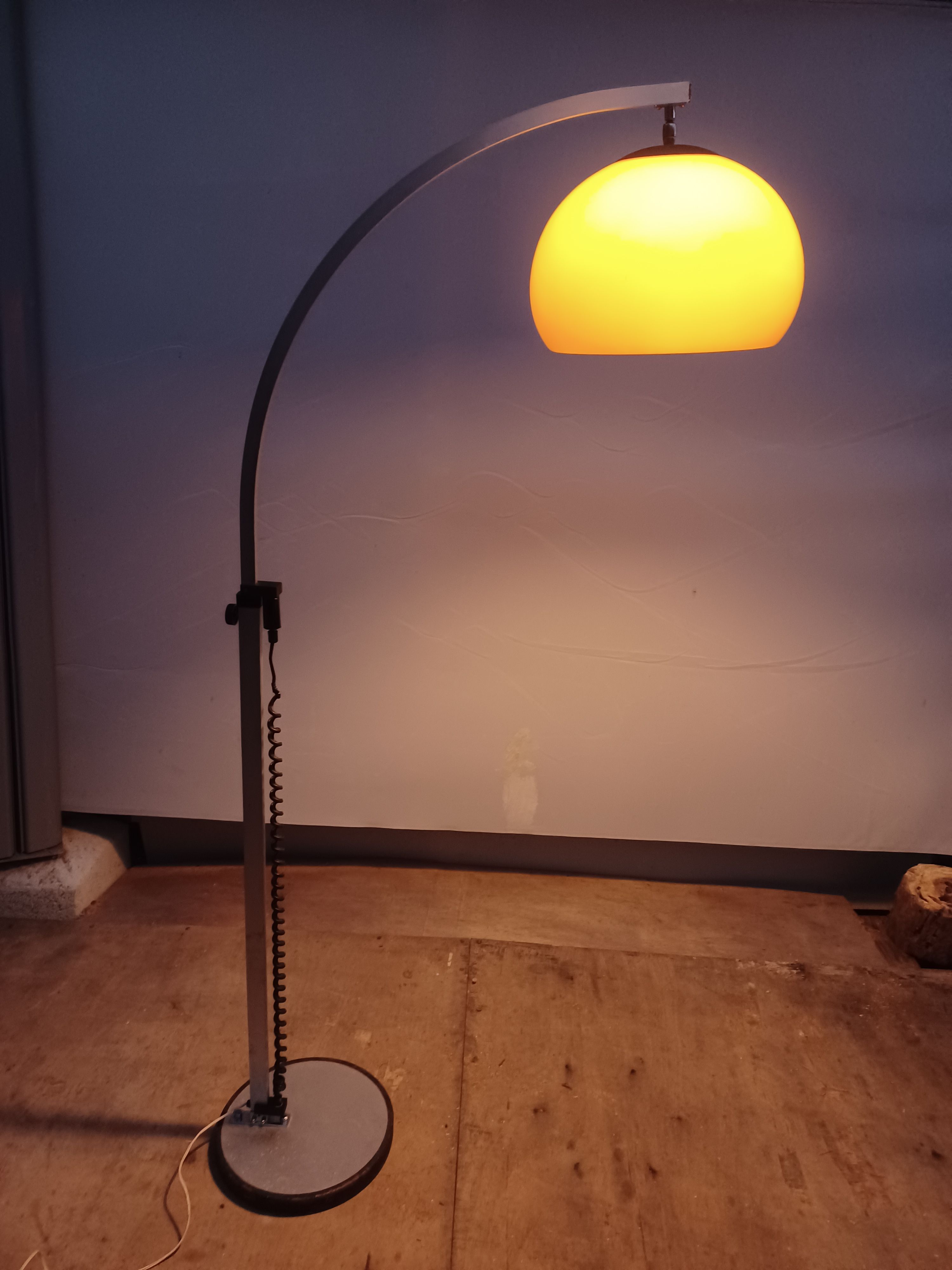 Vintage height adjustable arch floor lamp 1960s-70s