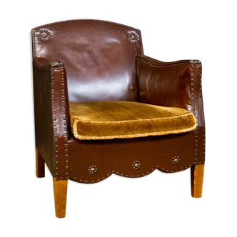 Antique club armchair