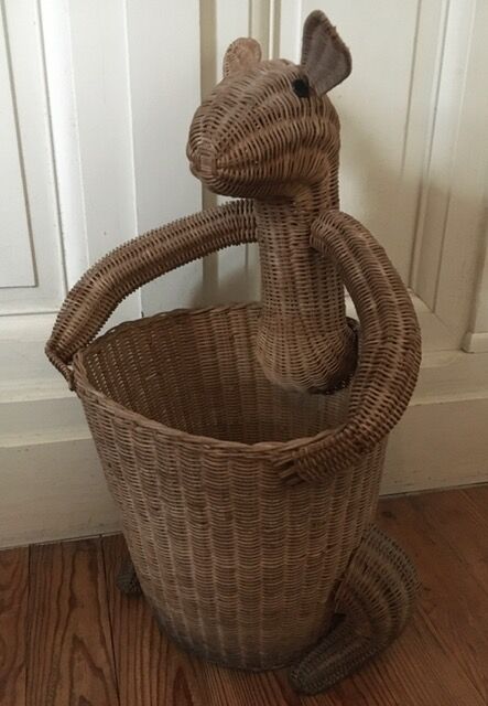 Panier cache pot osier zoomorphe