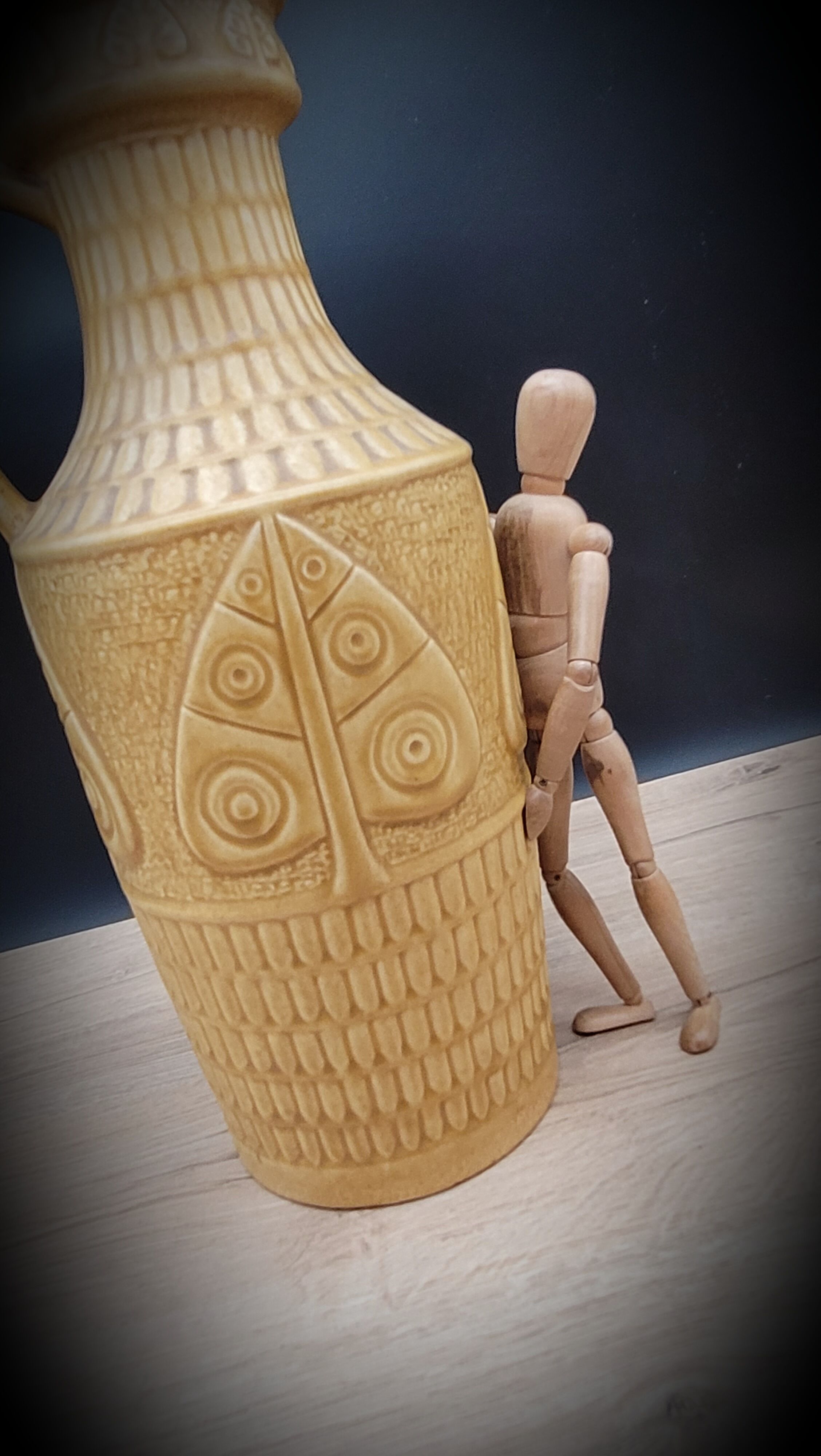 Vase West Germany yellow 269-45