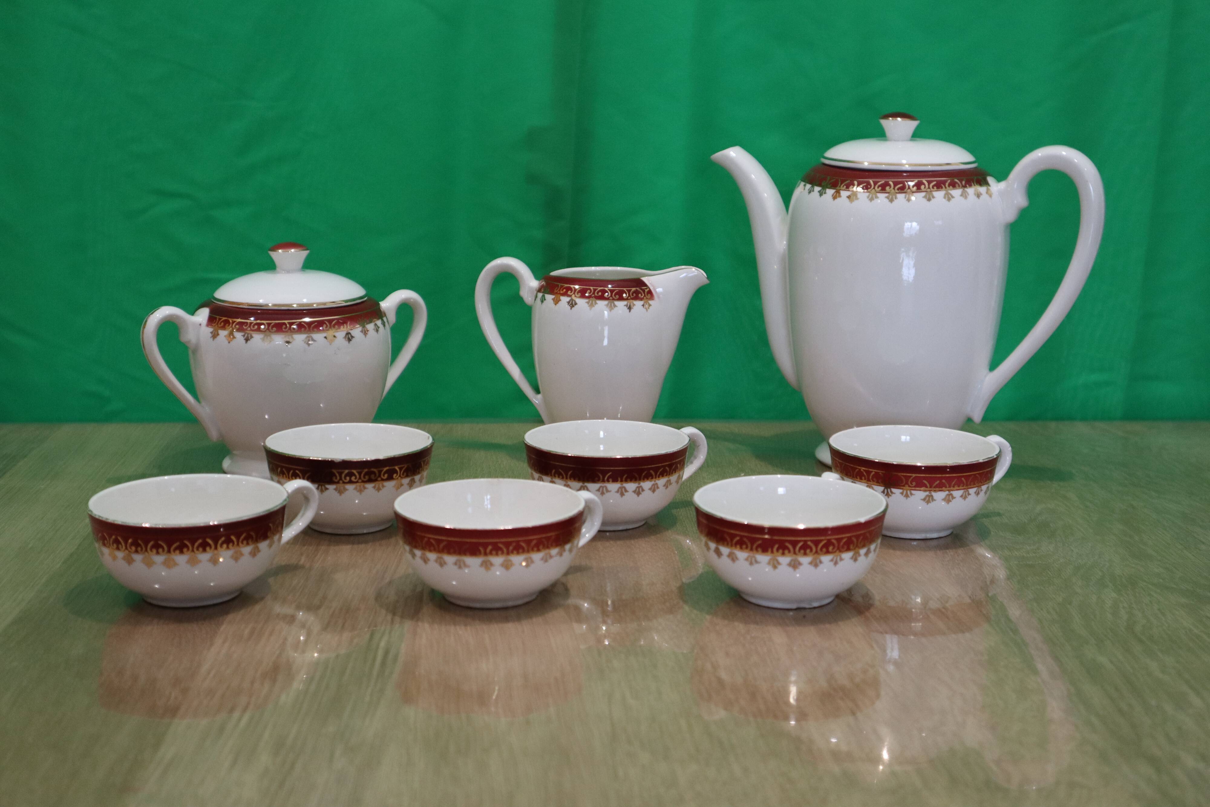 Digoin Sarreguemines earthenware coffee service "Edwige"