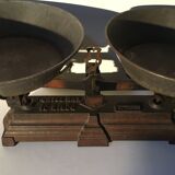 Cast iron merchant balance