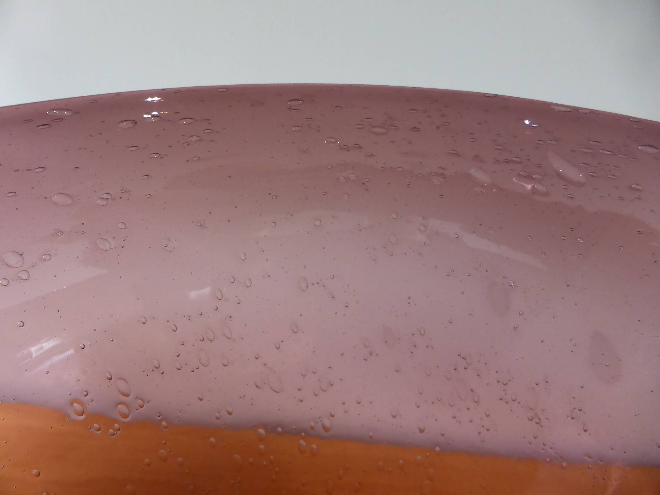 Vase en verre soufflé biot vintage