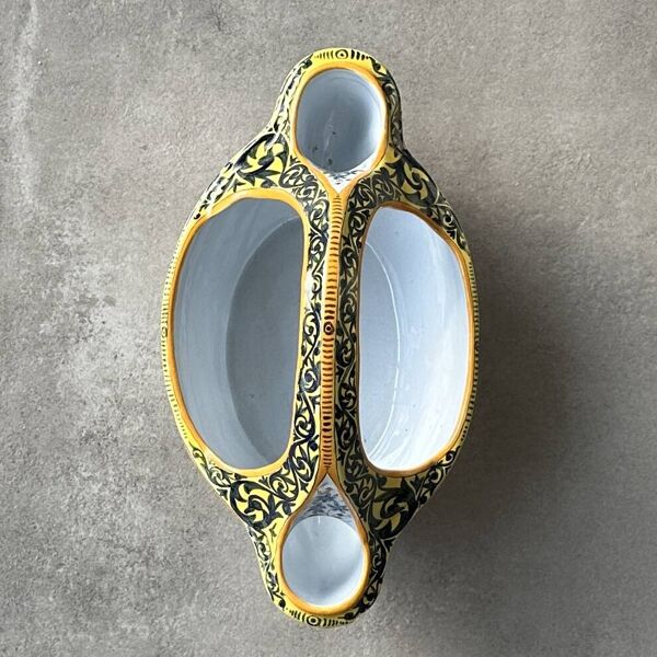 Jardinière en faïence : Henriot de Quimper
