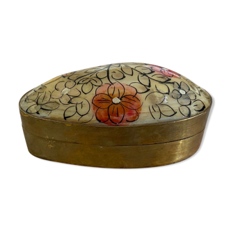 Ring box