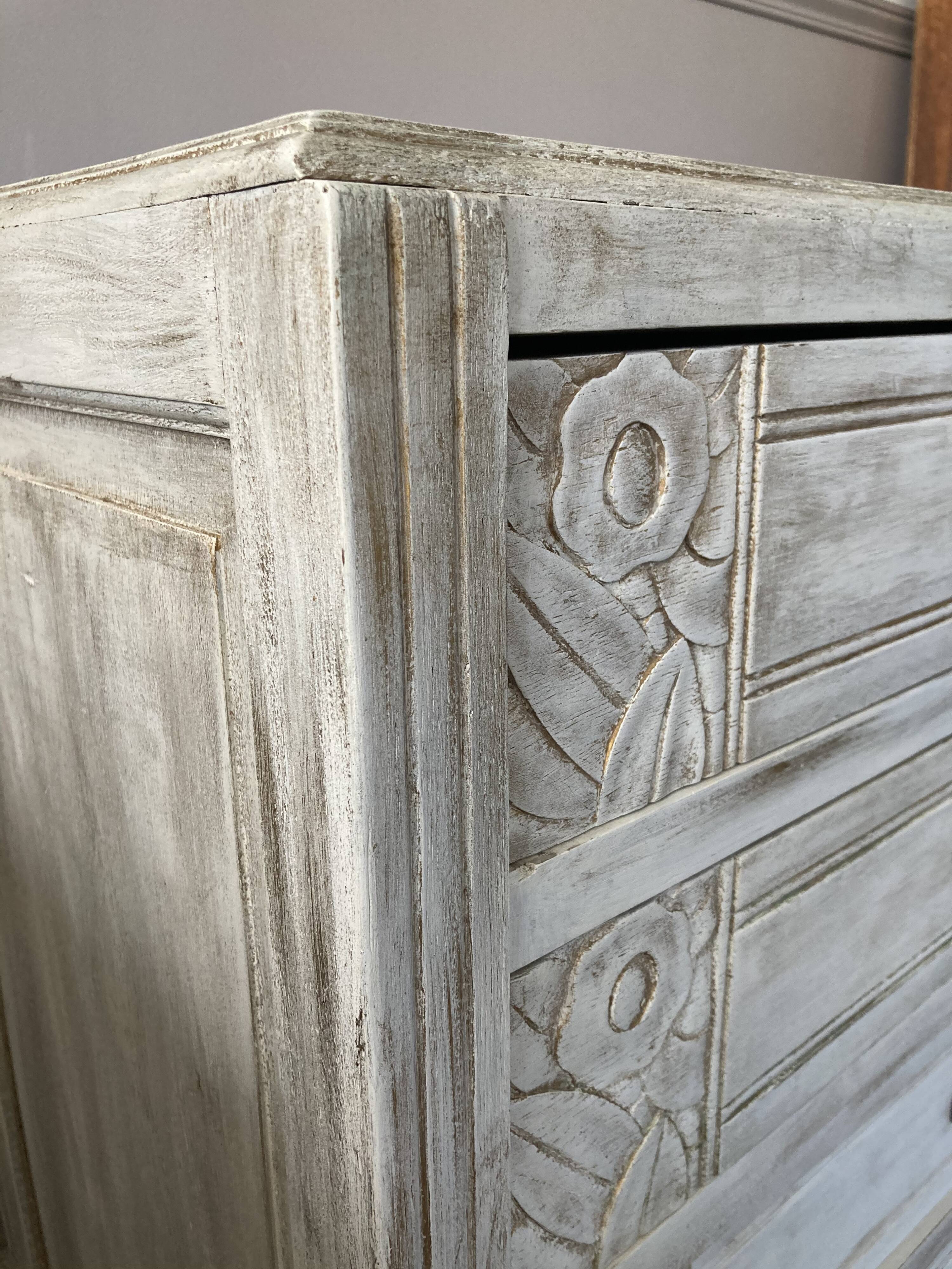 Commode art deco