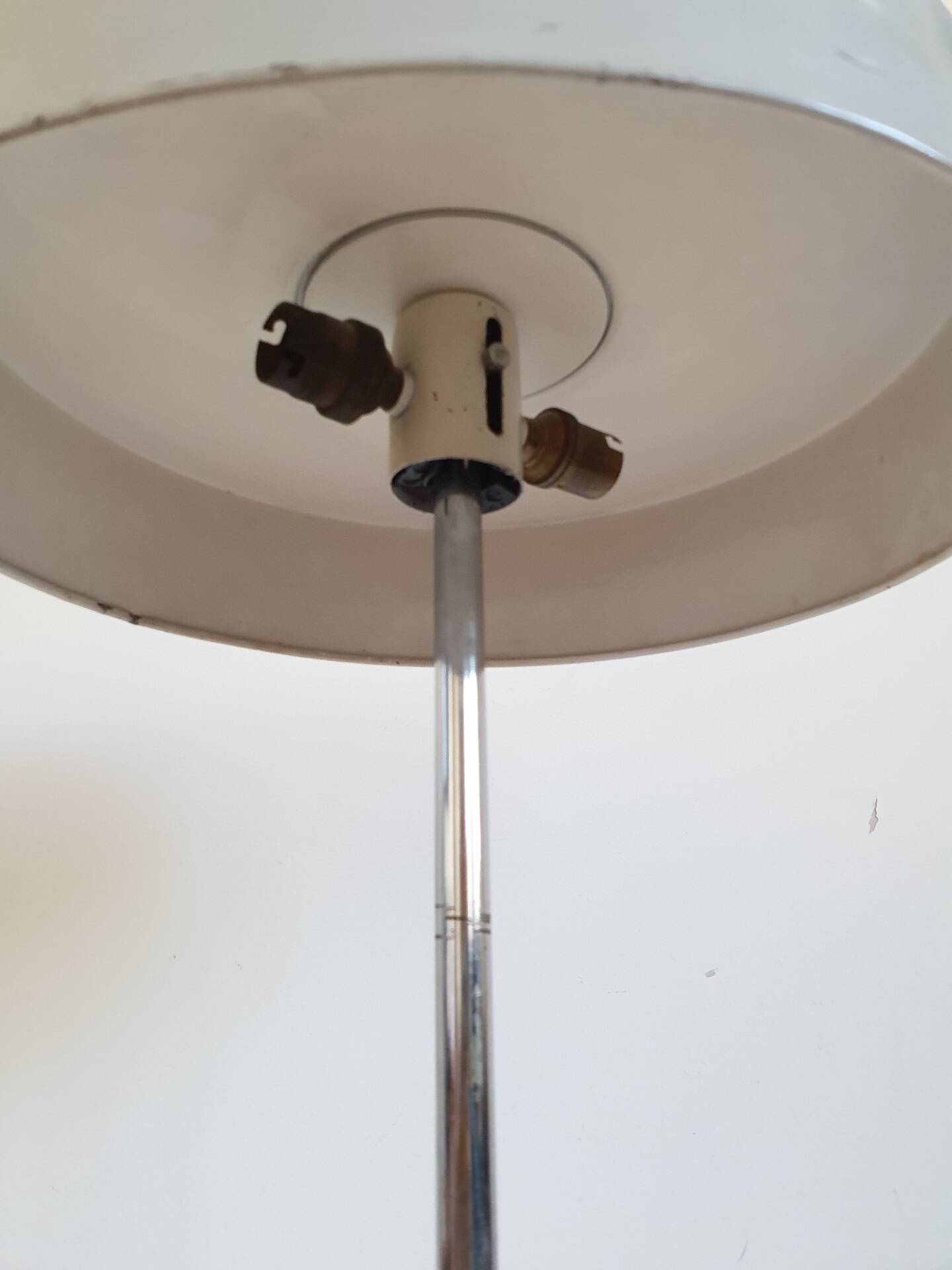 Modernist table lamp attributed to L. Kalff for Philips (circa 1960)