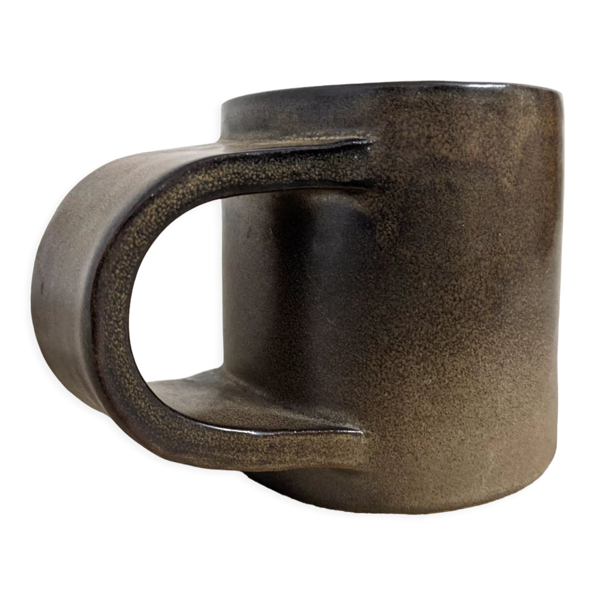 Mug or brutalist sandstone cup from the 50s/60s