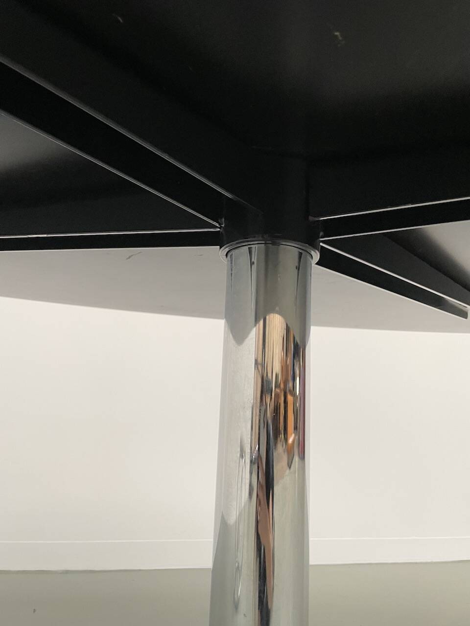 Knoll 244 cm conference or dining table