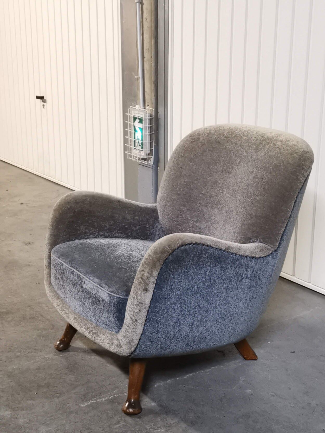 Very rare Teddy sofa from angle Berga Mobler khaki green velvet