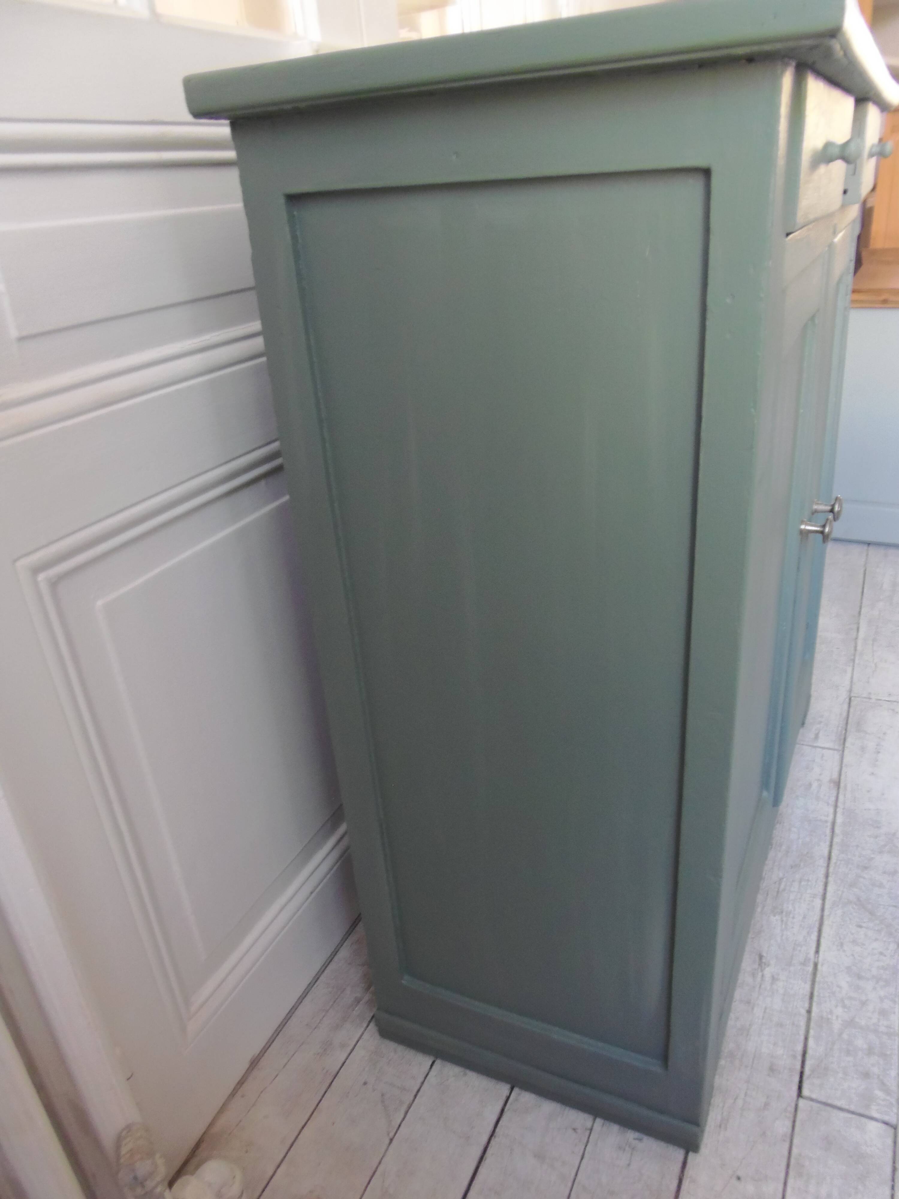 Vintage Parisian sideboard with 2 doors and 2 drawers, re-enchanted in smoky green.