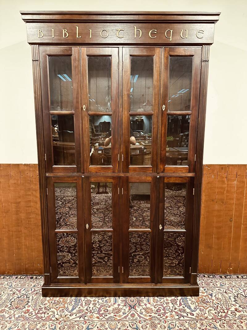 Classic English Bibliotheque Bookcase
