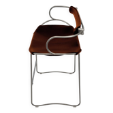 Tabouret de bar sculptural avec dossier en métal argenté vieux cuir cognac