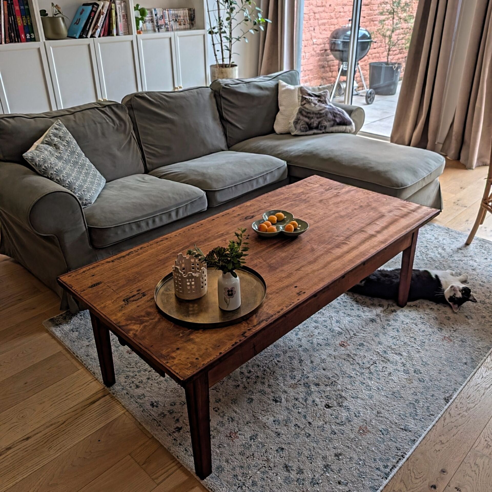 Grande table basse de ferme