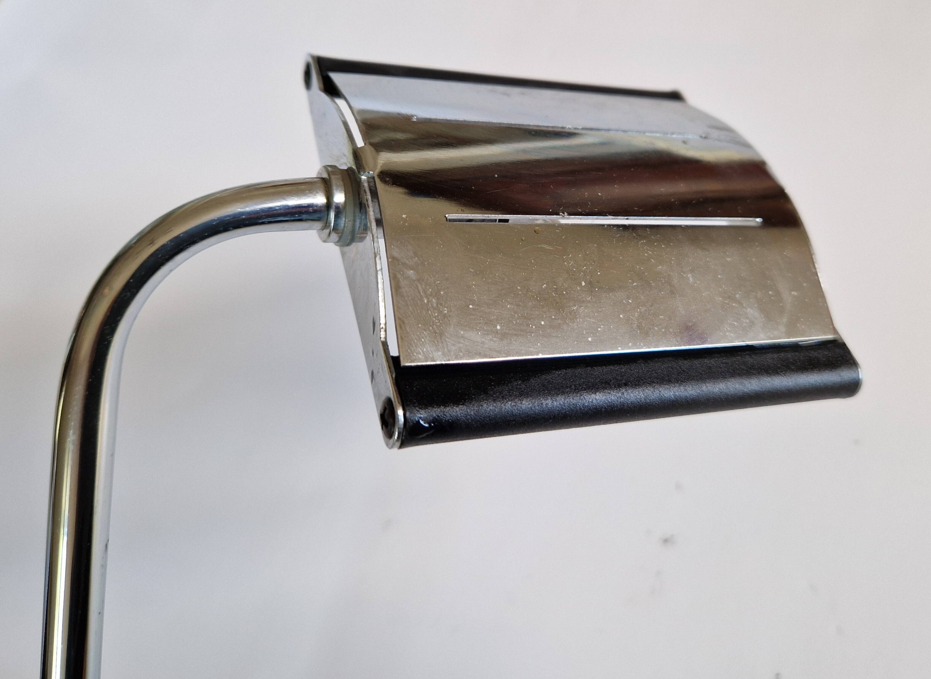 Minimalist desk lamp Switzerland 80s