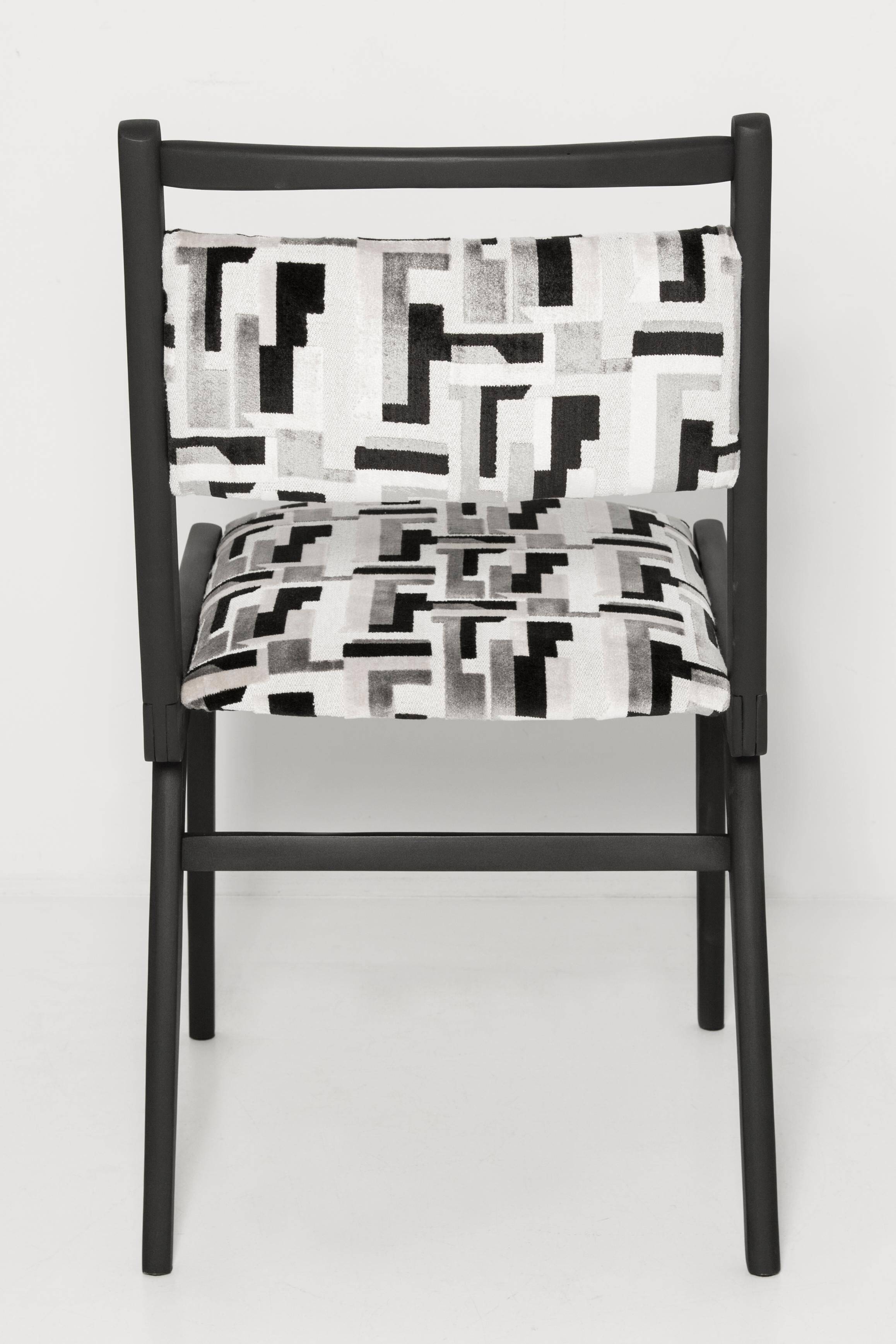 Jar Armchair in Black and White Velvet Mid-Century, Poland, 1960s