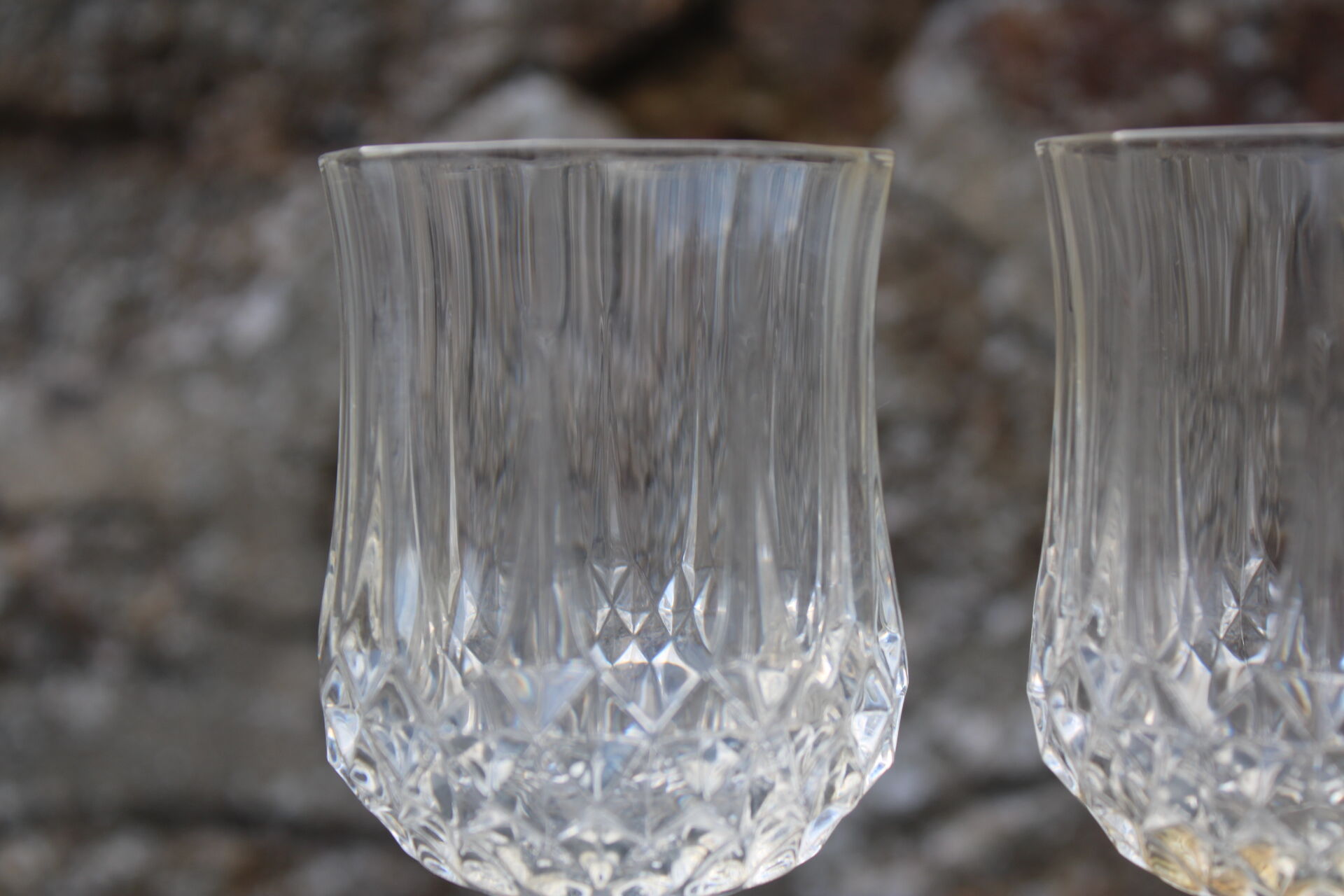 4 crystal flutes