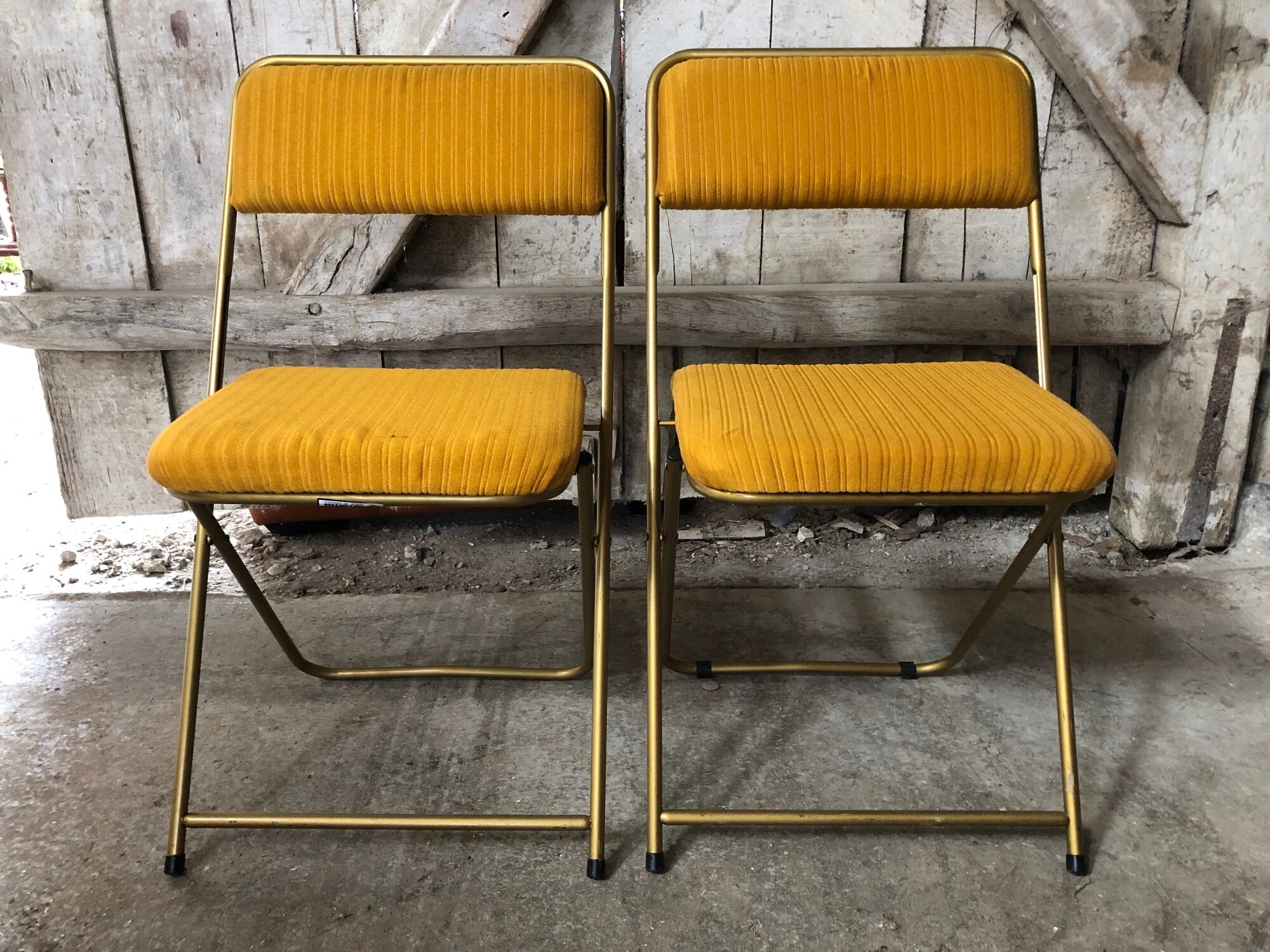 Pair old folding chair lafuma golden metal & vintage yellow fabric
