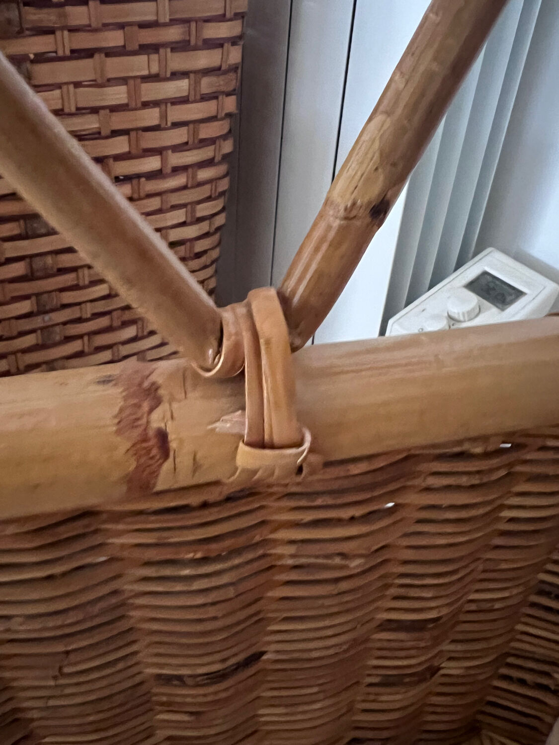 Vintage 1 place rattan bed