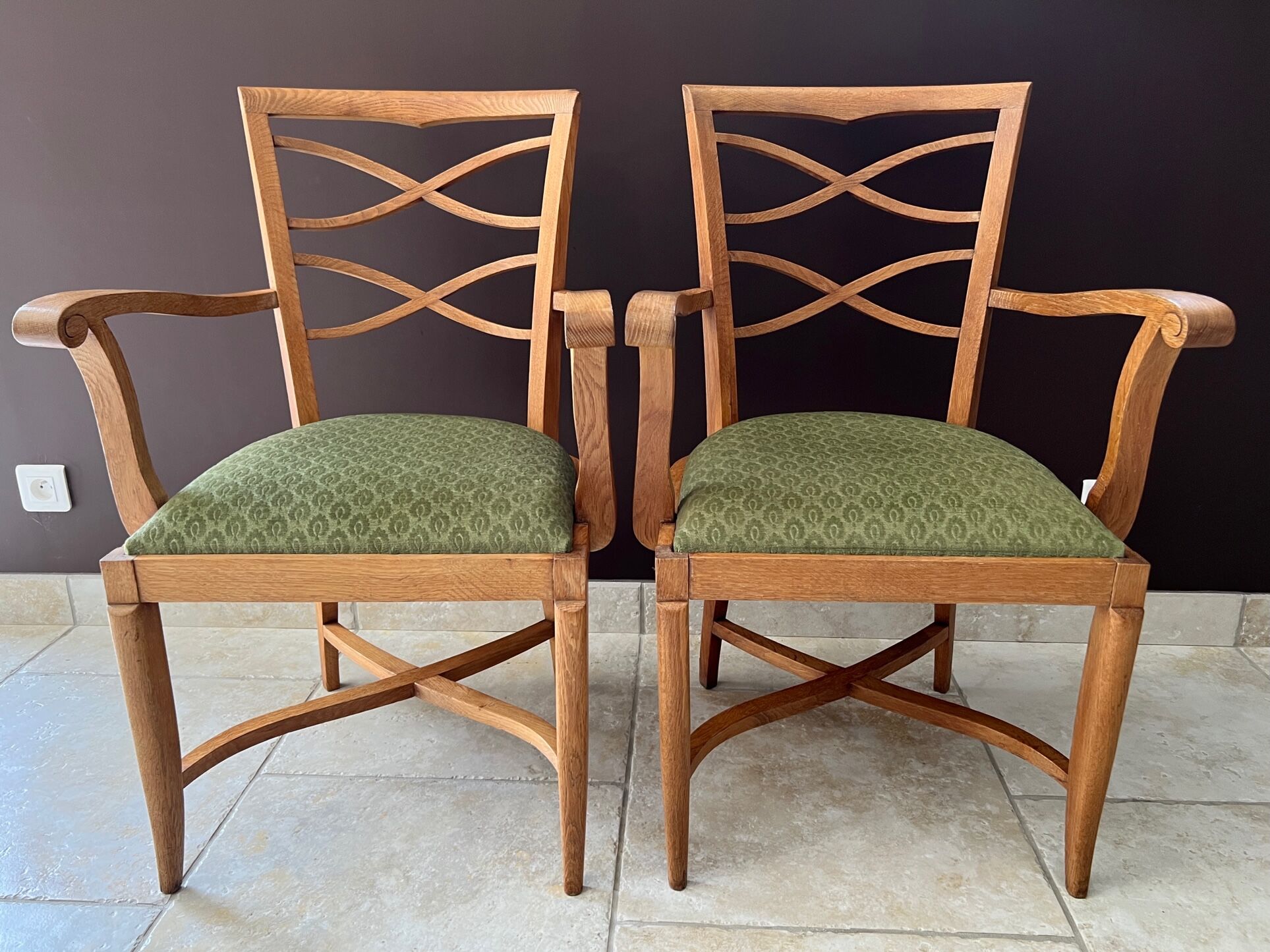 Paire de fauteuils Baptistin Spade 1940 en chêne clair