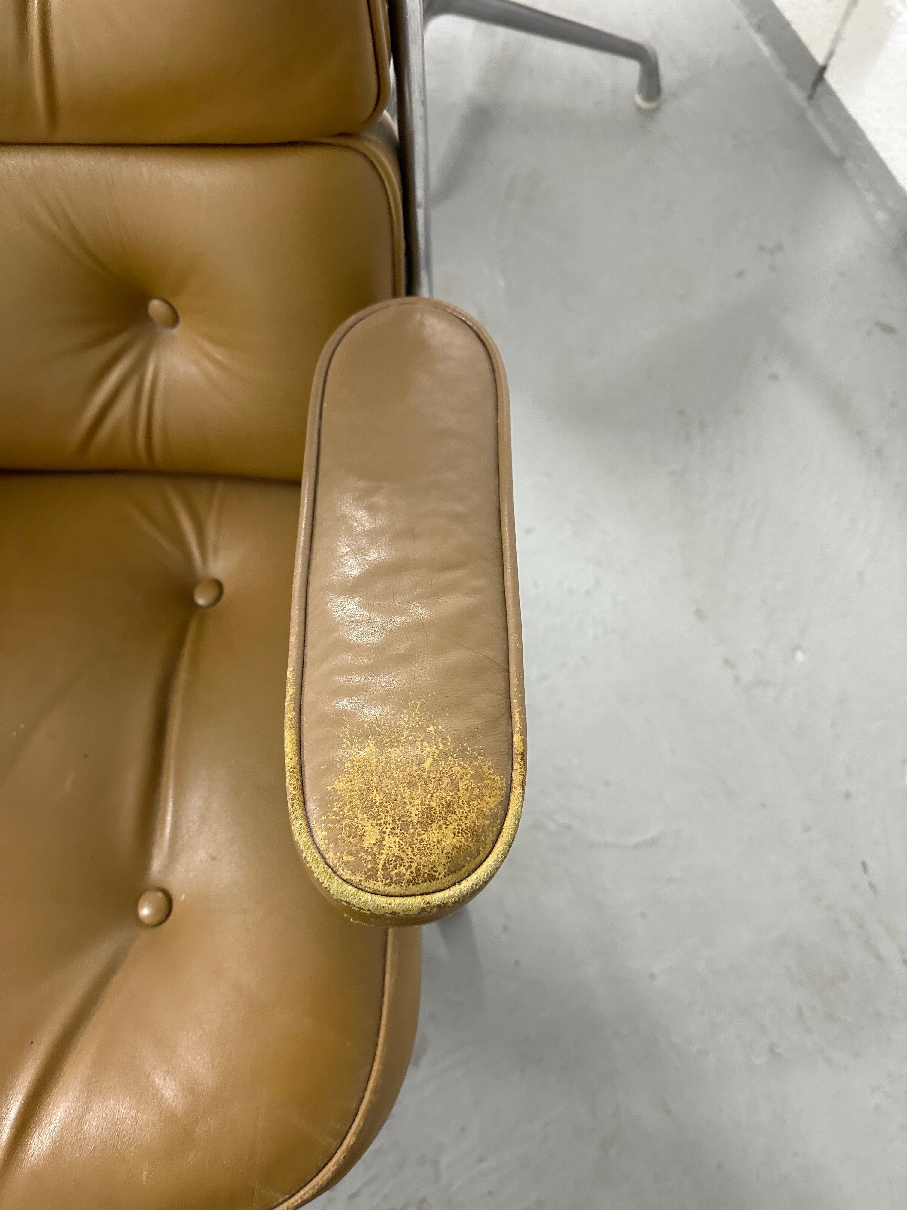 Lobby  Chair Charles & Ray Eames Édition édition Herman Miller Vintage