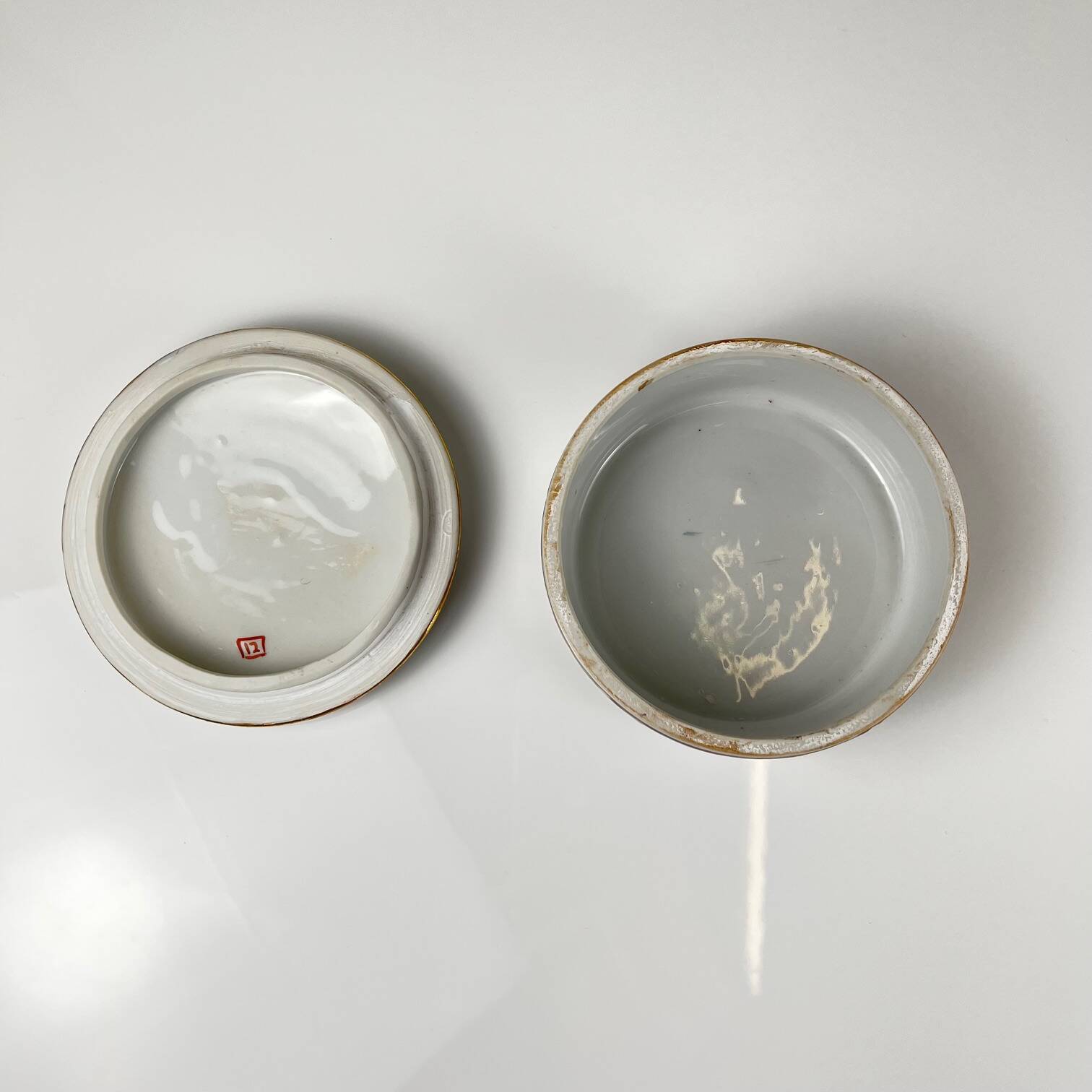 Chinese blue porcelain box with bird and flower motif