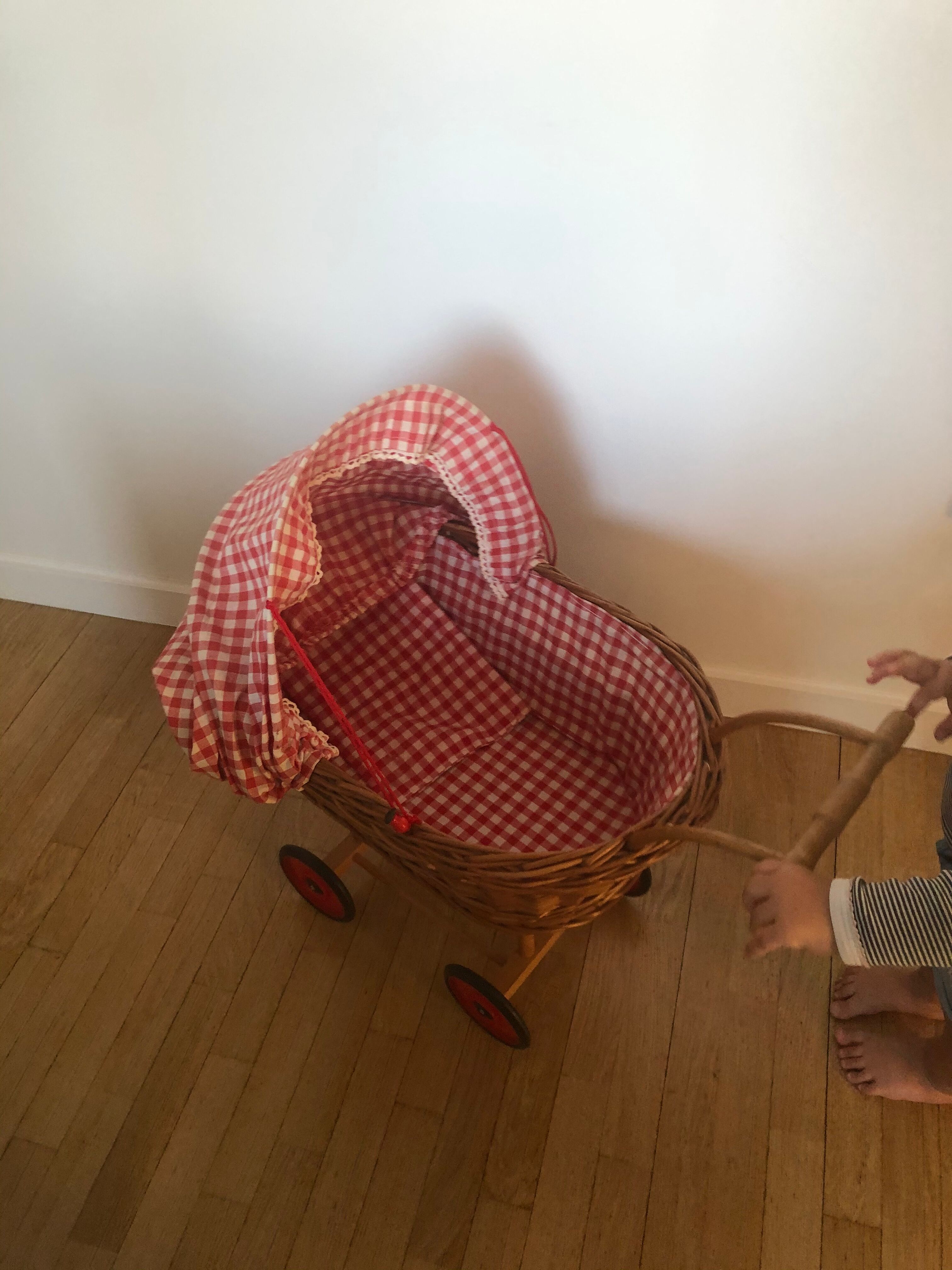 Cradle child toy