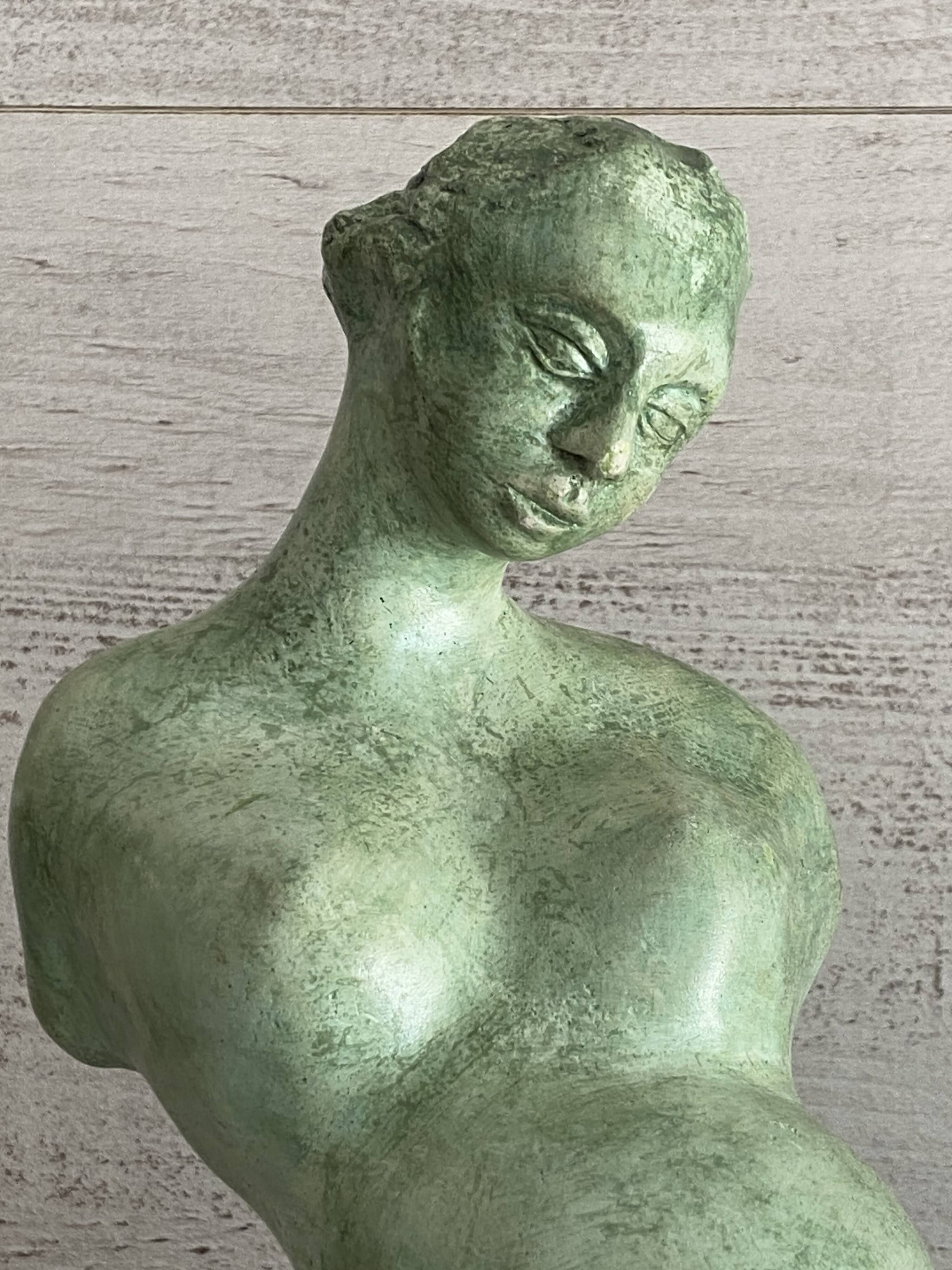 Contemporary & Atypical Design Sculpture Statue Figure Hard Plaster Art Deco