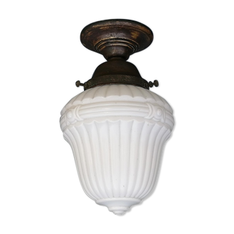 Old suspension of the early twentieth vintage