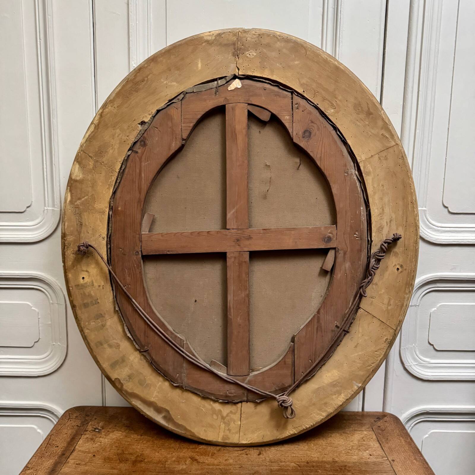 Oil on canvas portrait of a man, late 19th century, oval frame gilded with gold leaf.