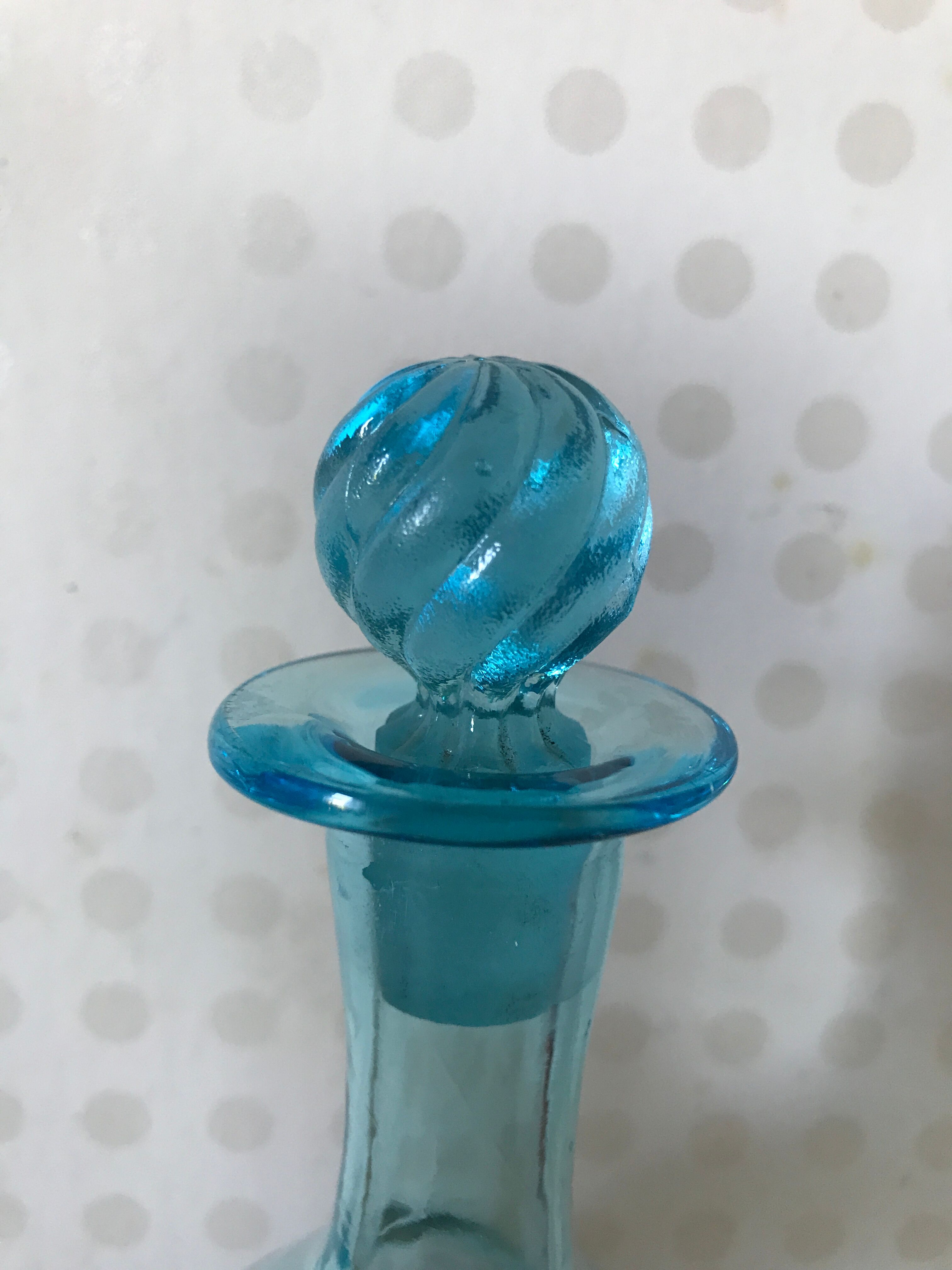 Carafe verre bleu