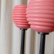 Lot de 2 lampes de table en verre rose - Lampes de chevet vintage avec abat-jour en verre cannelé - Design Space Age Italie - Années 1980