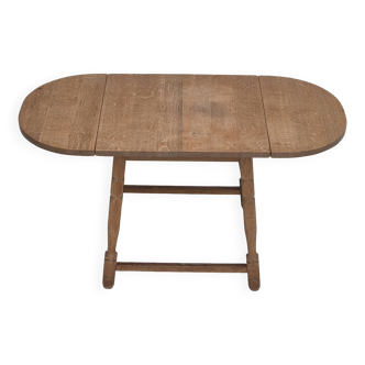 1970s, Danish foldable side table, solid oak wood, original condition.