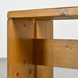 Solid pine stool Les Arcs