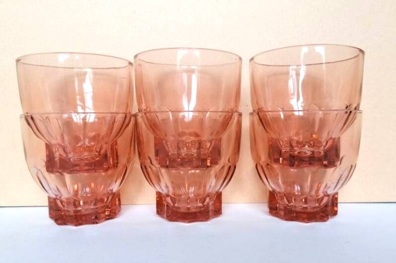 6 pink glass water glasses