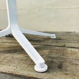 Metal healing and Zanotta glass design