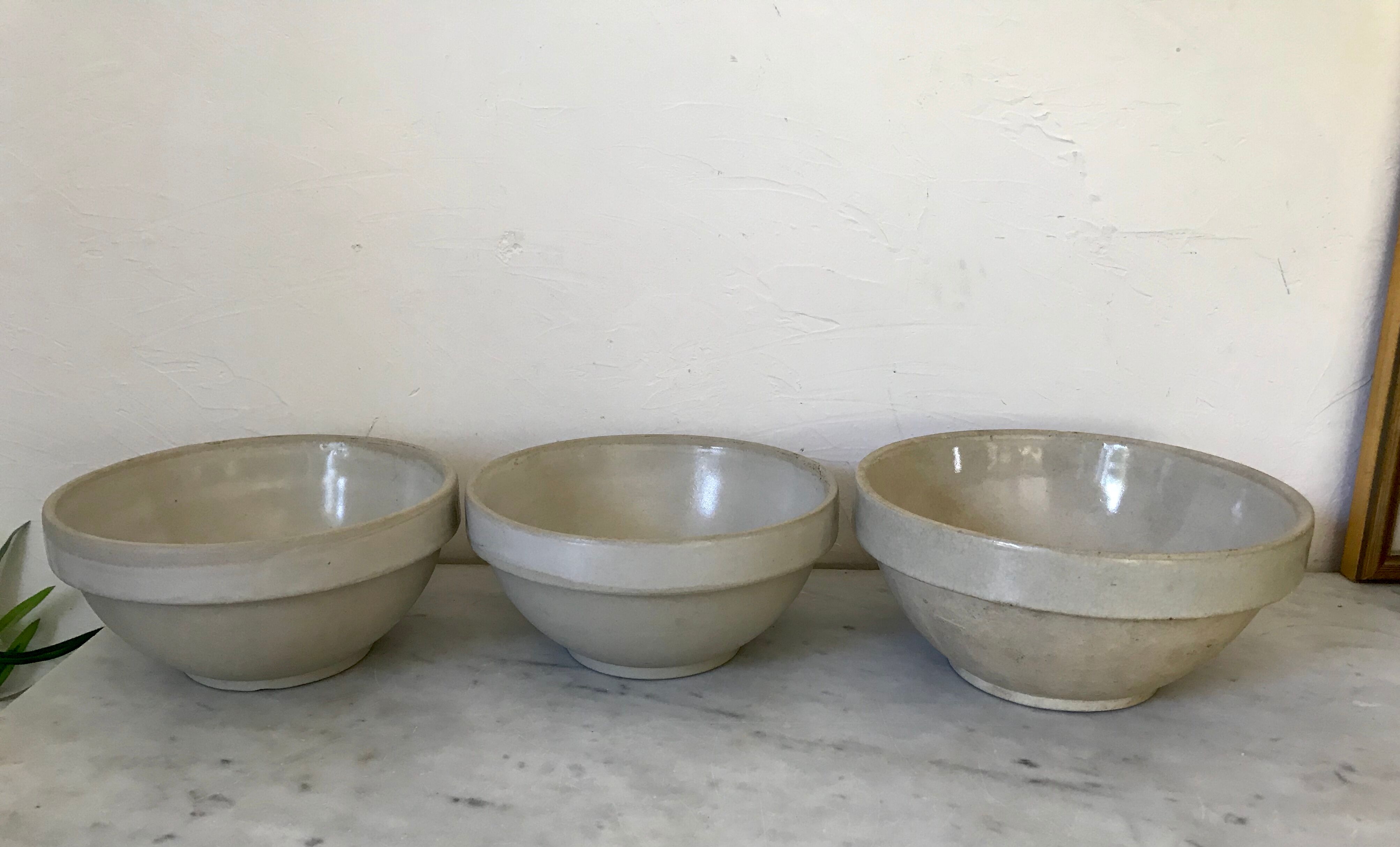 Verified sandstone salad bowls