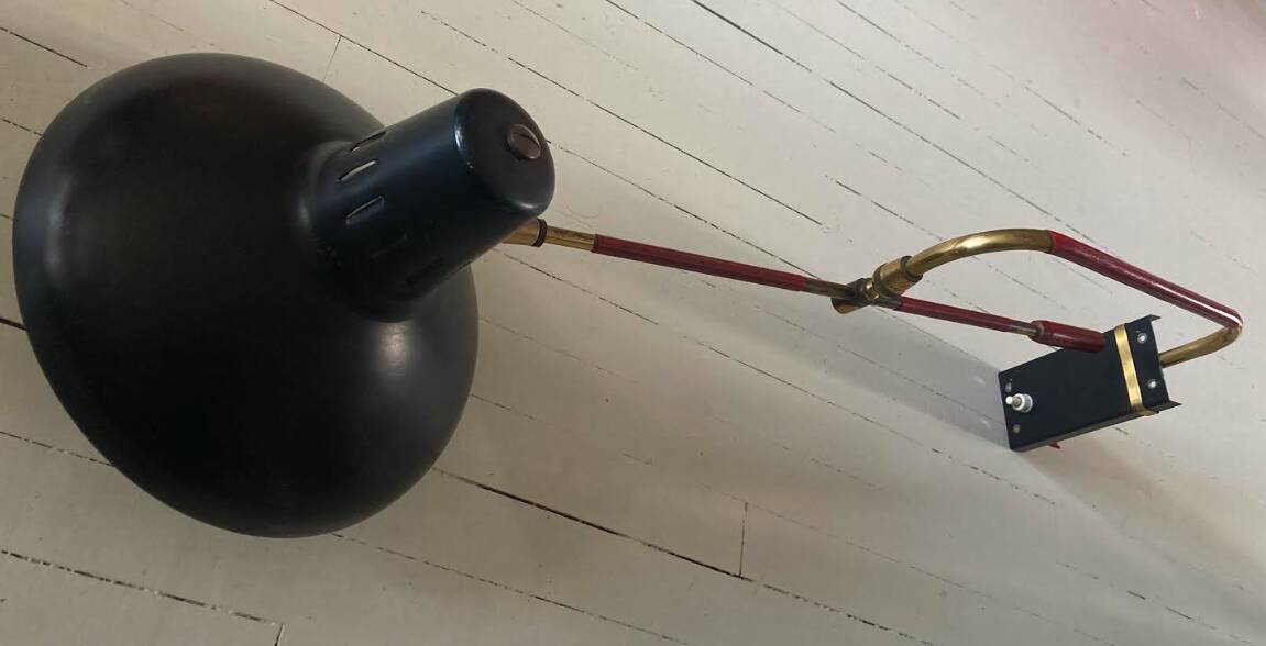 Adjustable wall lamp in black lacquered iron and brass, Italy, circa 1950