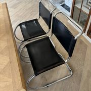 4 chaises MR10 Ludwig Mies Van Der Rohe
