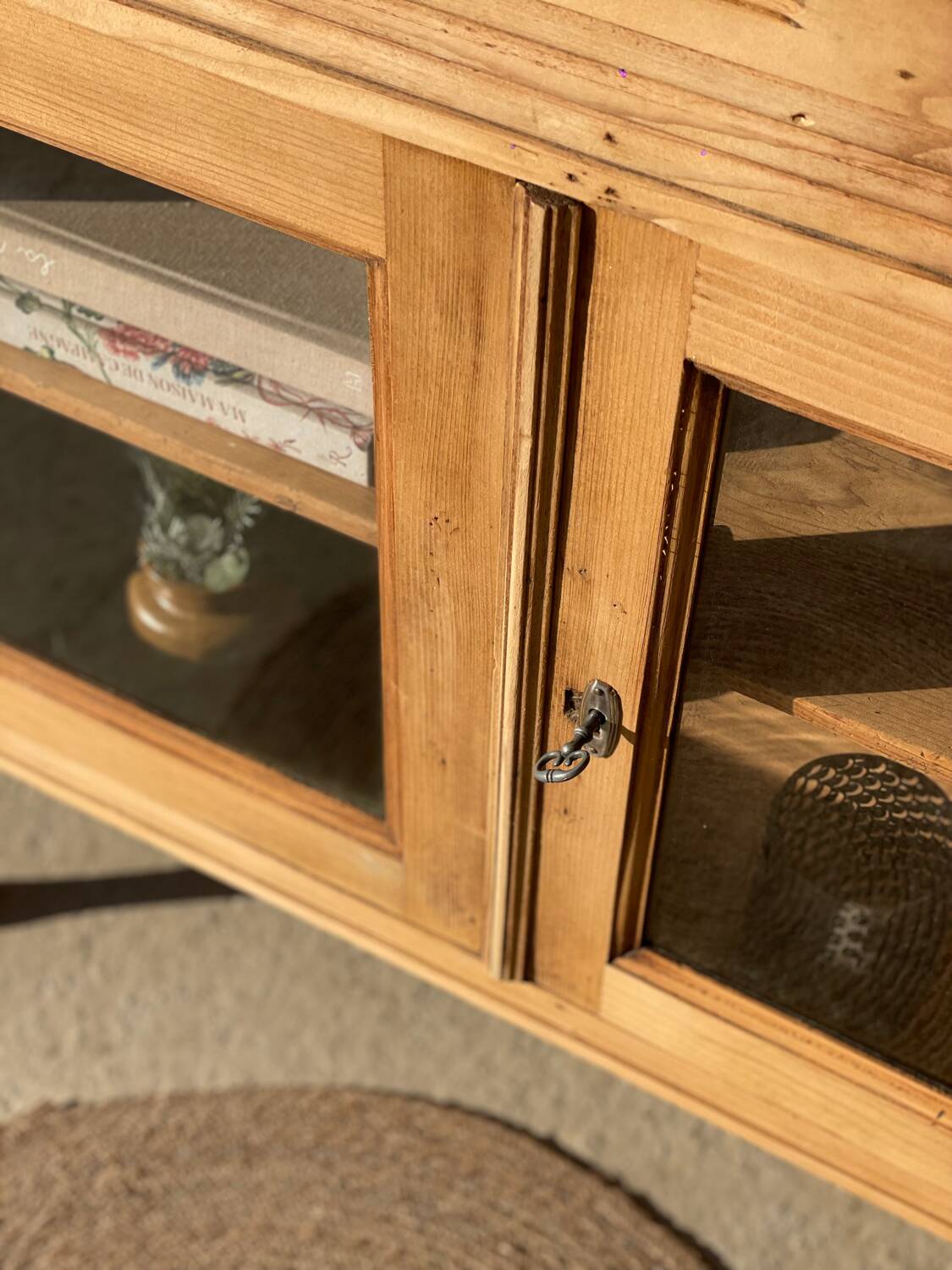 Display cabinet - sideboard - storage - TV unit - buffet - console