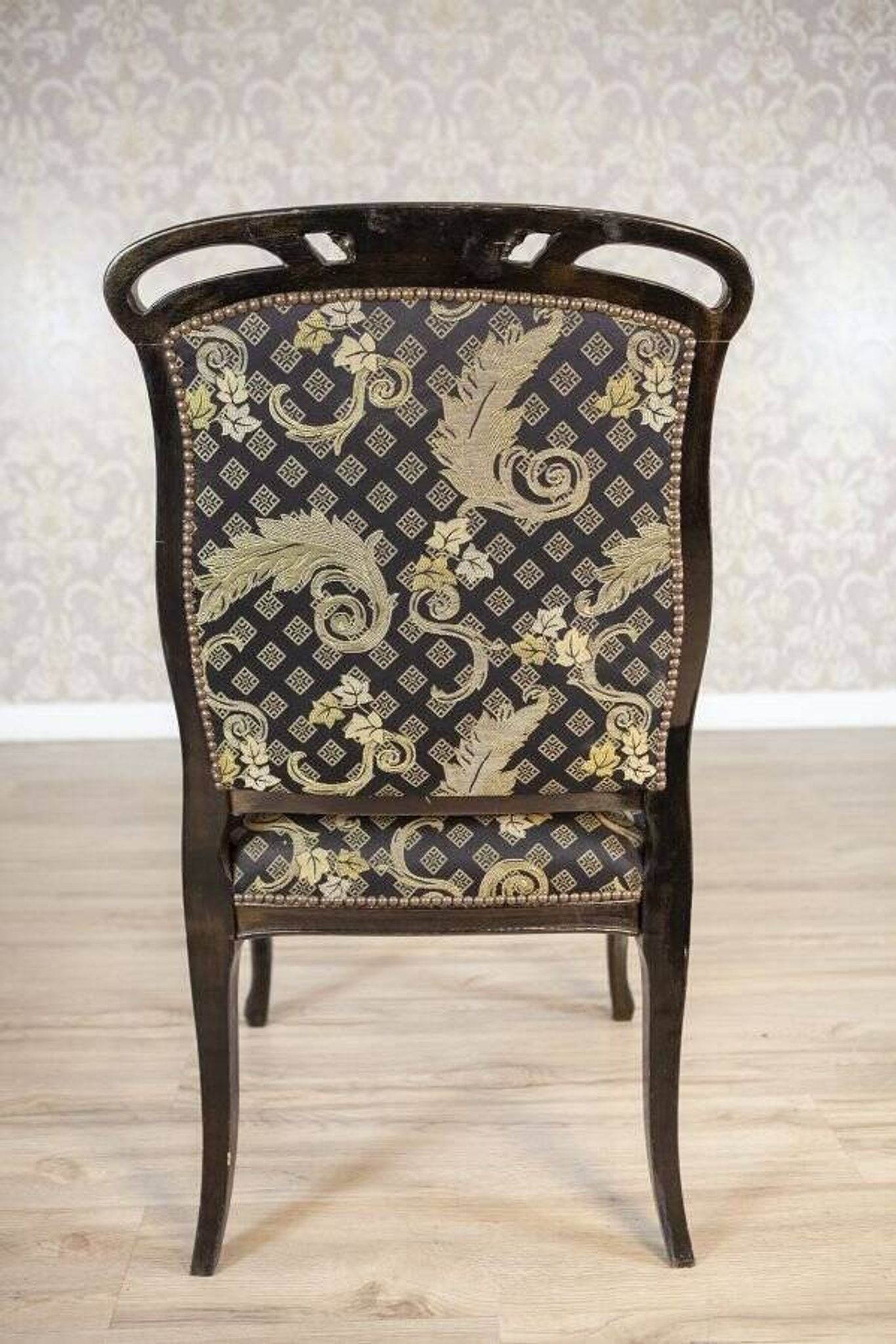 Fauteuil en chêne Art Nouveau du 20e siècle
