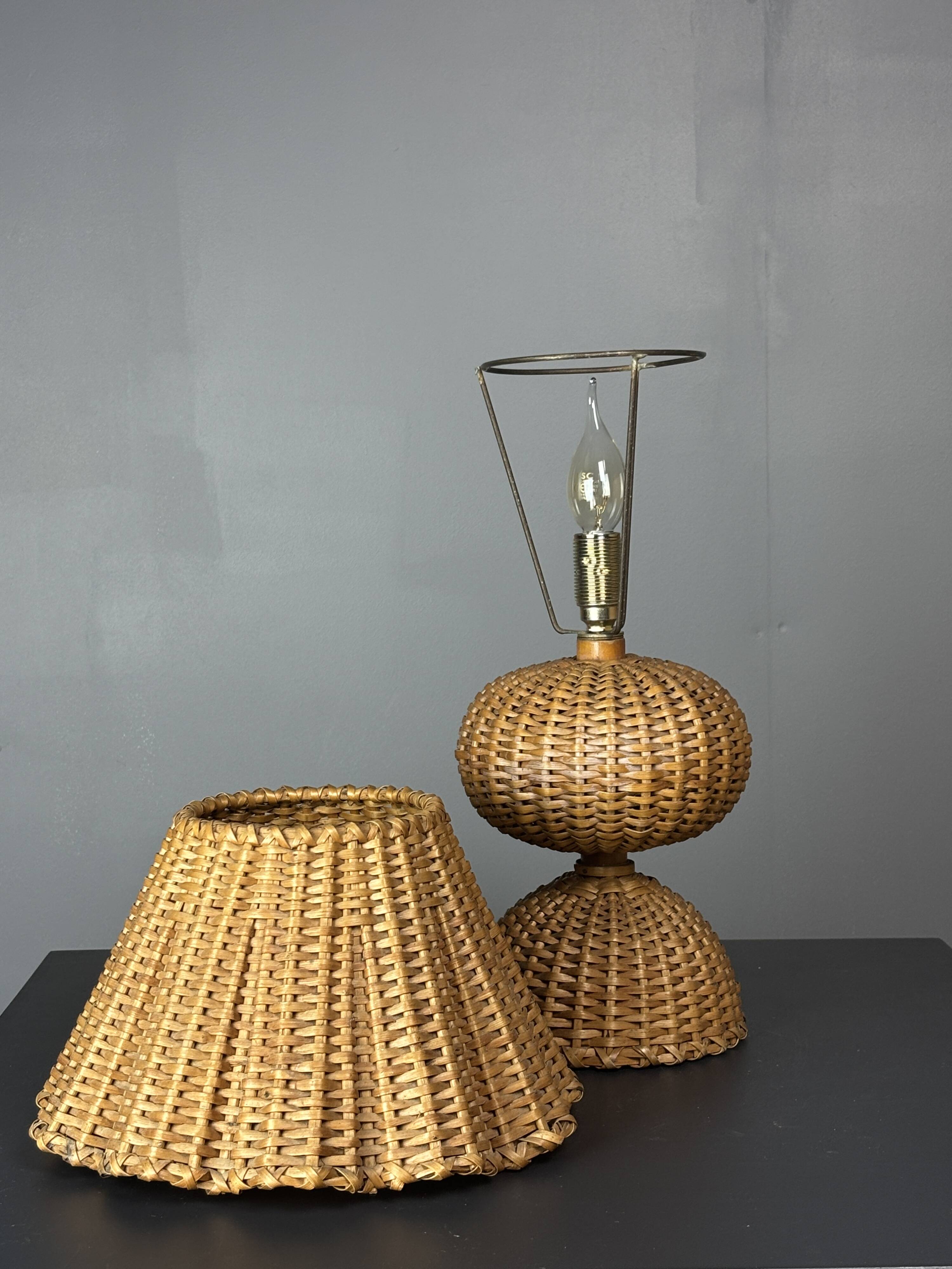 Midcentury rattan wicker mushroom table lamp, 1950s